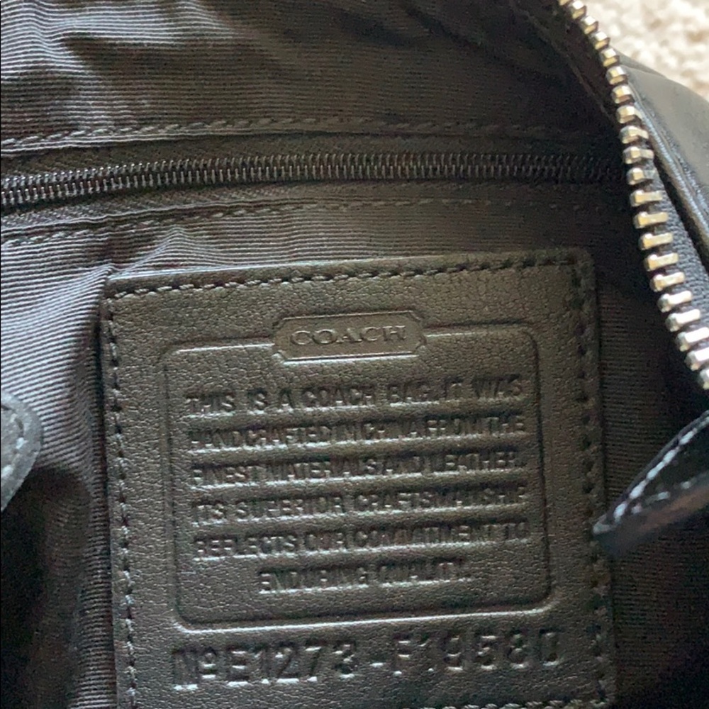 Beautiful leather coach bag - Picture 7 of 9